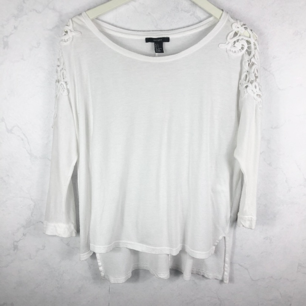 [Forever 21] White Shoulder Cut Lace Tee